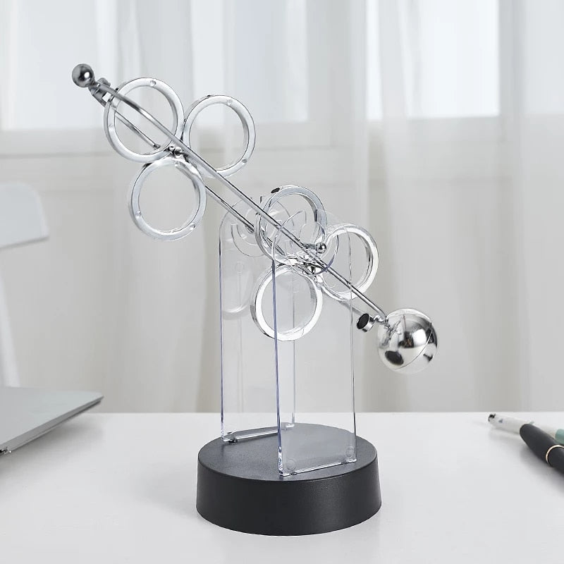 Kinetische Eleganz | Rotierendes Pendel Ornament