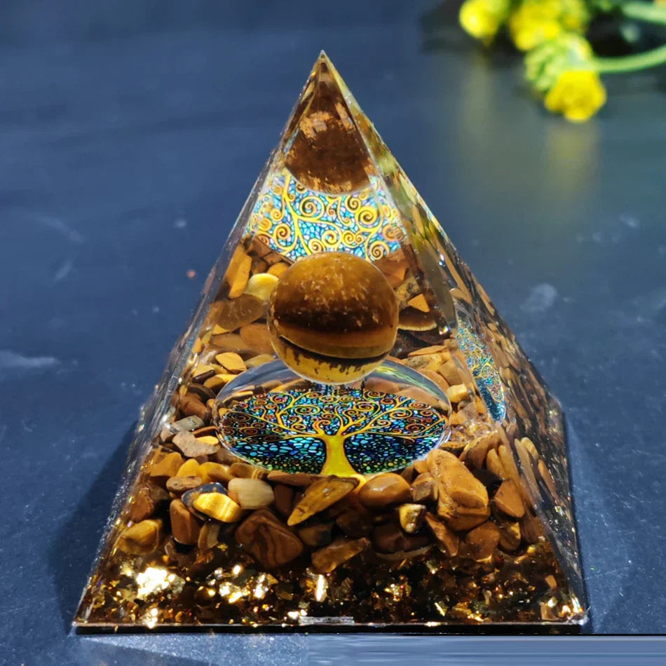 Orgonit-Pyramide mit Amethystpendel – Energie, Schutz und Dekoration