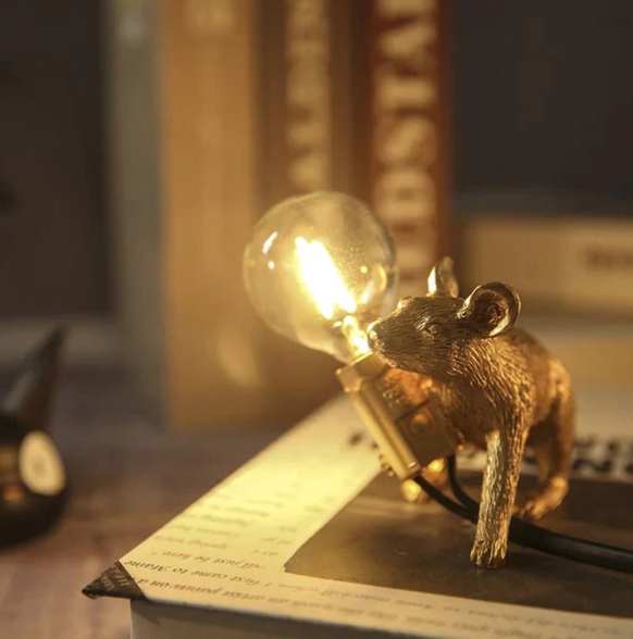 Cute Mouse Table Lamp for a Cozy Atmosphere