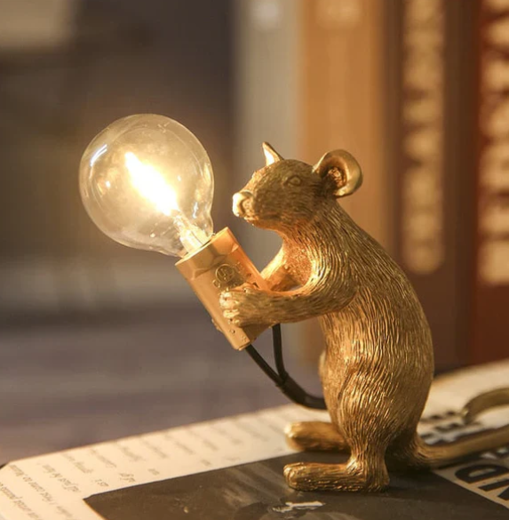Cute Mouse Table Lamp for a Cozy Atmosphere