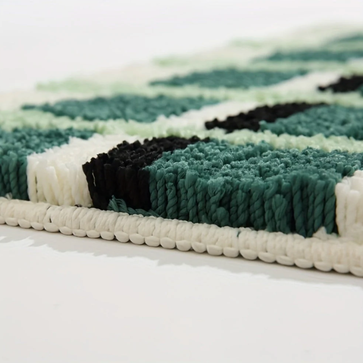 Gentle Comfort Pillow – Non-slip Bath Mat for Your Bathroom