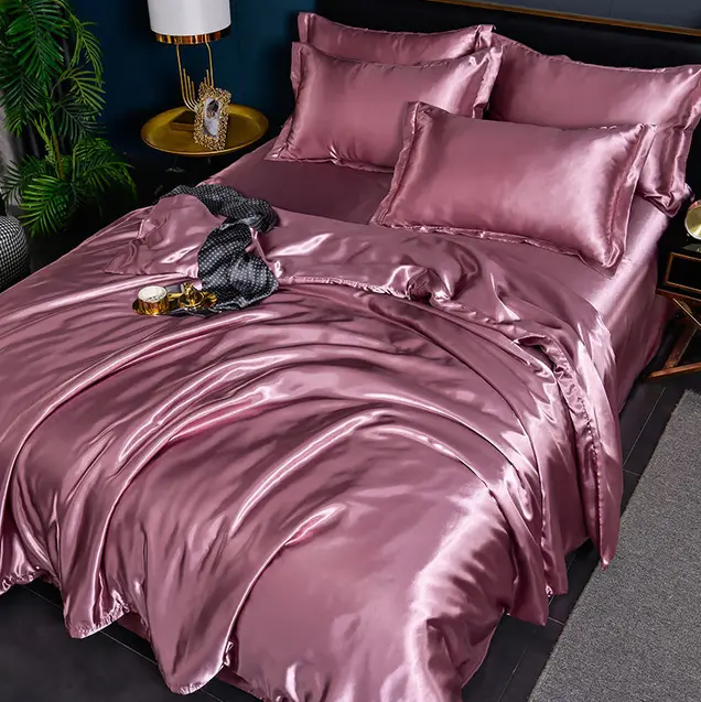 Elegante Satin-Bettwäsche für ein luxuriöses Schlaferlebnis