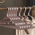 Stylish Metal Clothes Hangers for an Elegant Wardrobe (5 pieces)
