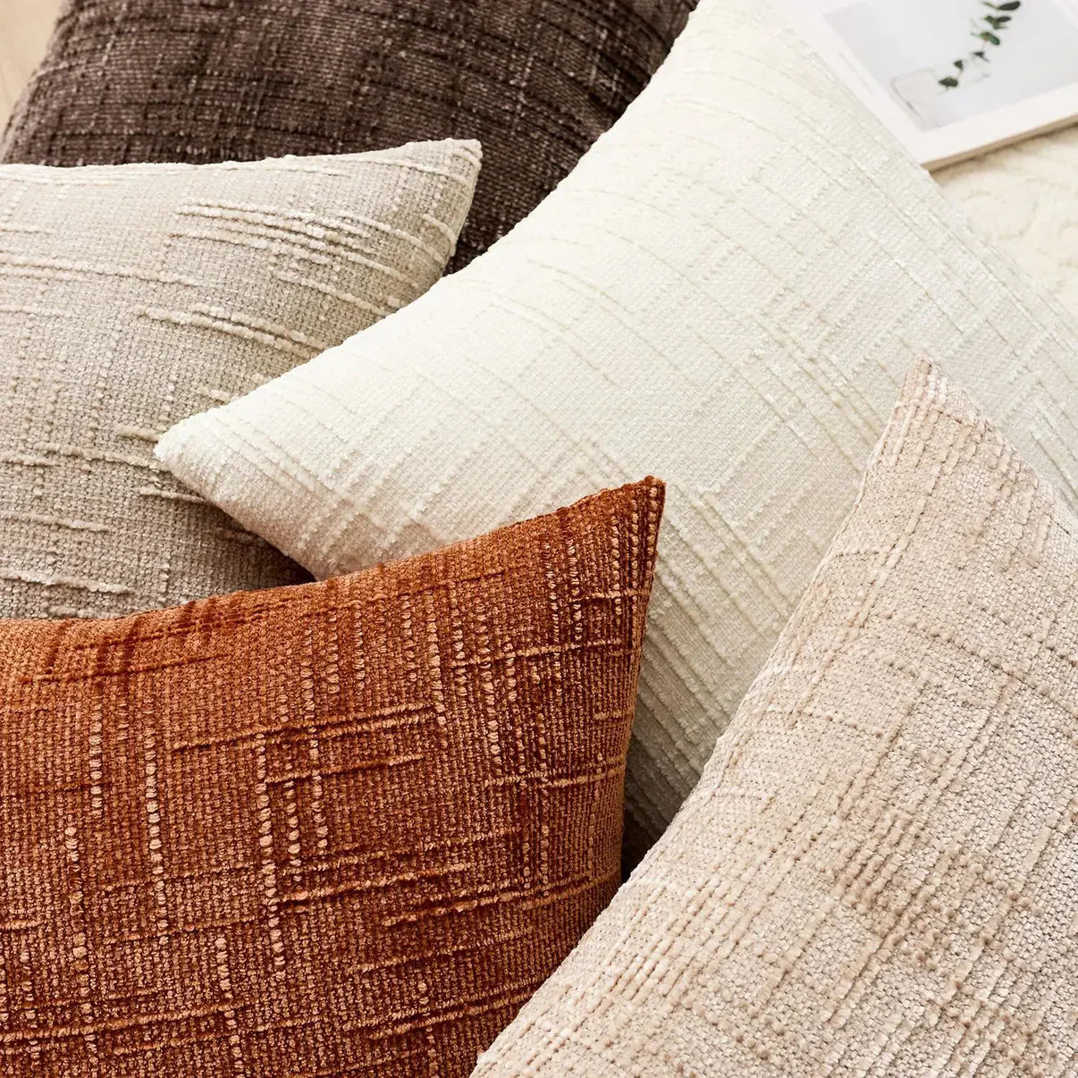 Luxuriöser Kissenbezug aus Chenille – Eleganz für Ihr Zuhause