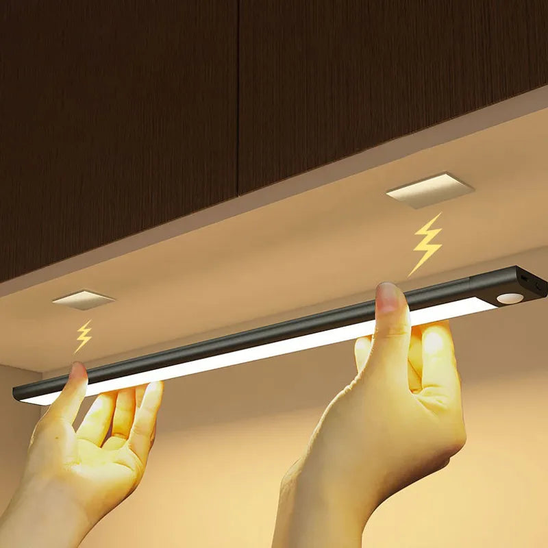 LumiSense | Wiederaufladbare Bewegungsmelder Lampe