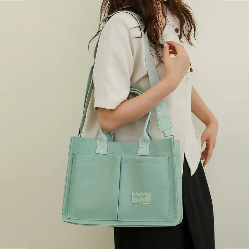 Elegant women's handbag for everyday and business use
