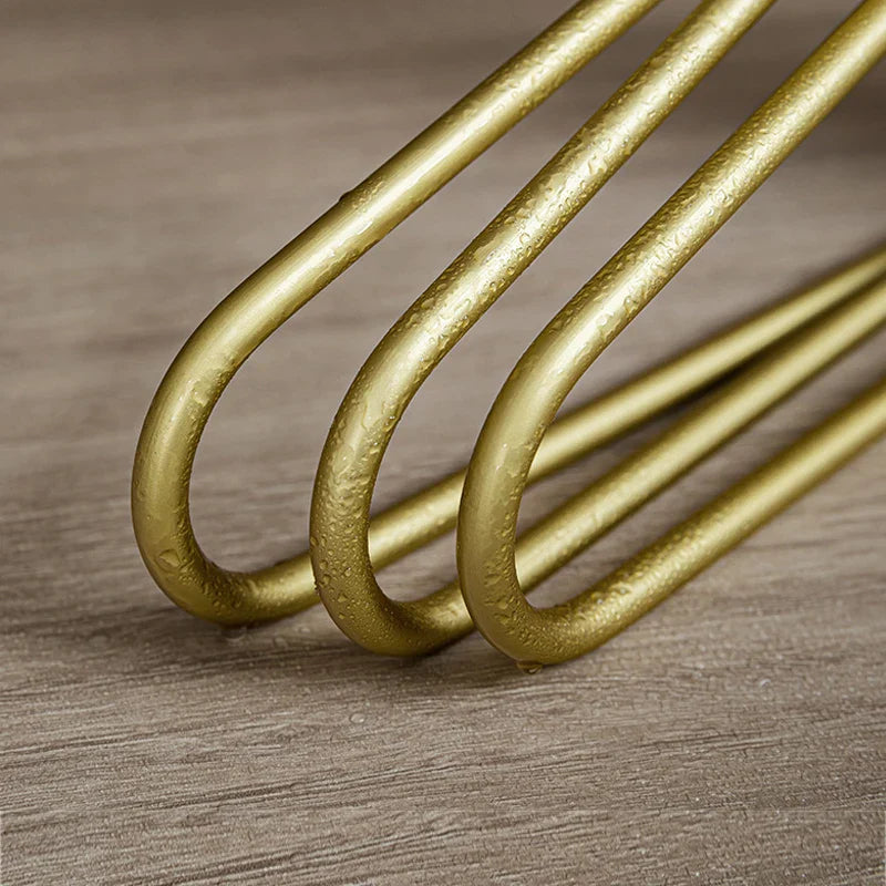 Stylish Metal Hanger Set – 5 Pieces for Your Wardrobe