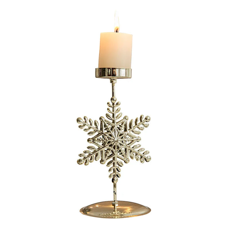 Weihnachtliche Kerzenhalter - Stern- und Weihnachtsbaum-Design für festliche Deko