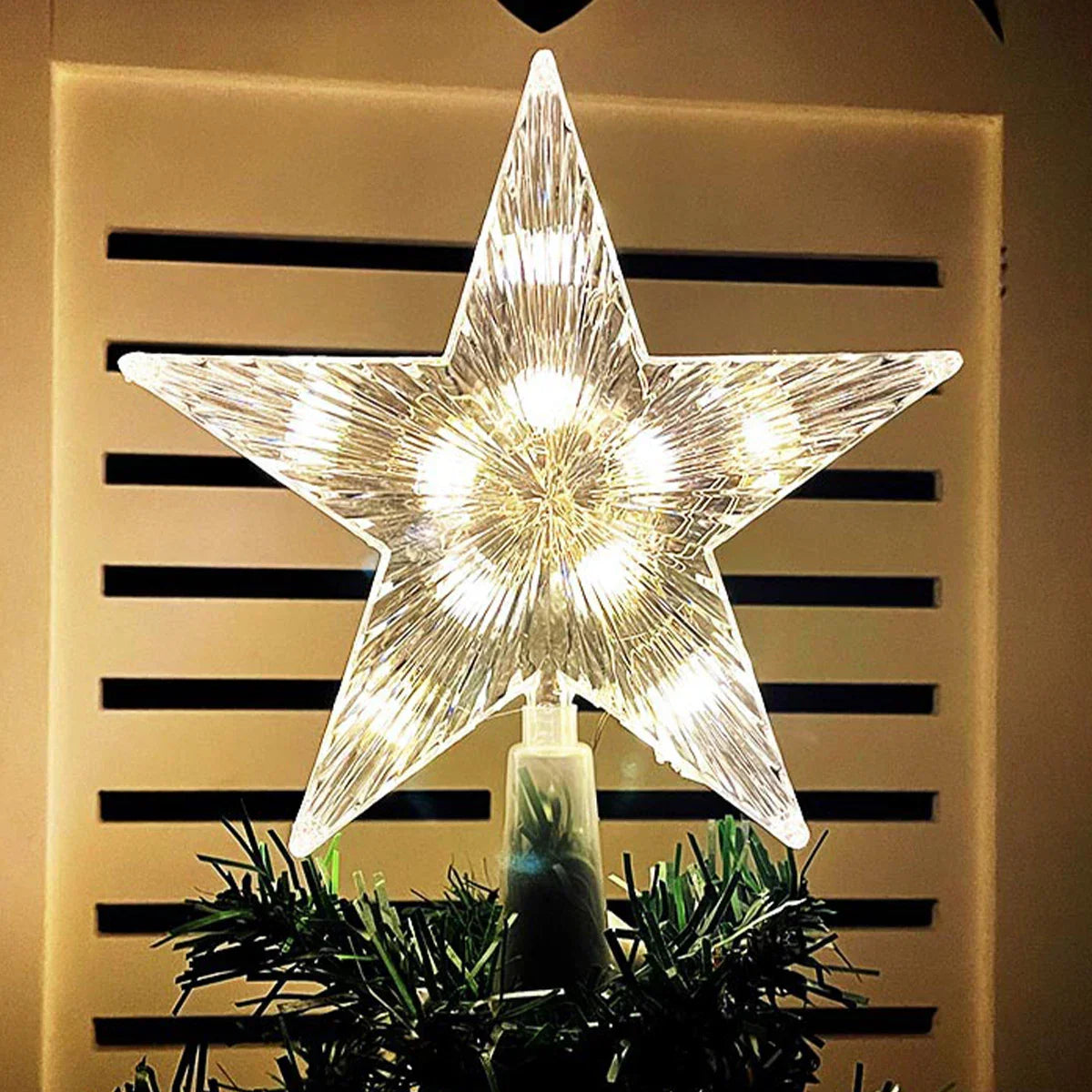 Leuchtender Weihnachtsstern – LED Baumspitze für festliche Dekoration