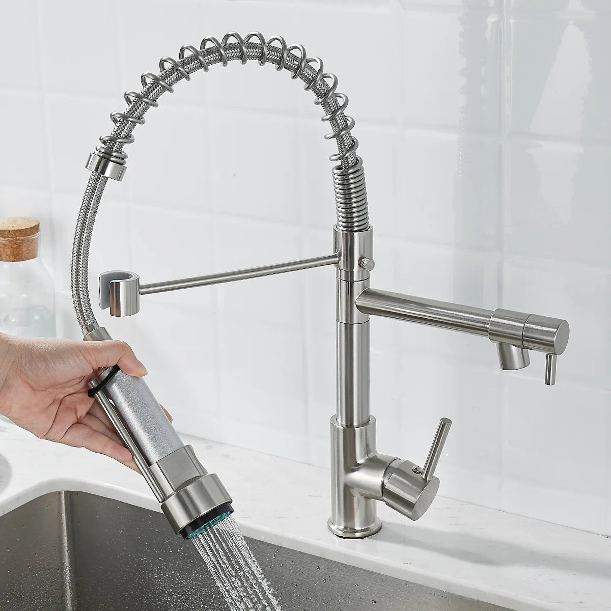 FlexiSpritz – Versatile Kitchen Faucet with Two Outlets