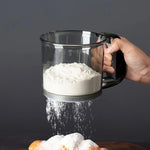 Halbautomatischer Mehlsieb für müheloses Backen