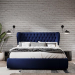 Elegante Wandlampe mit flexibler Ausrichtung