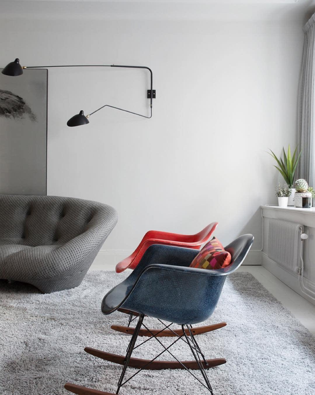 Elegante Wandlampe mit flexibler Ausrichtung