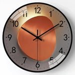 Elegante Wanduhr mit geräuschlosem Mechanismus – zeitloses Design