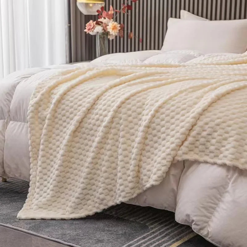 Snuggle Blanket – Comfortable Velvet Blanket for Sofa and Bed