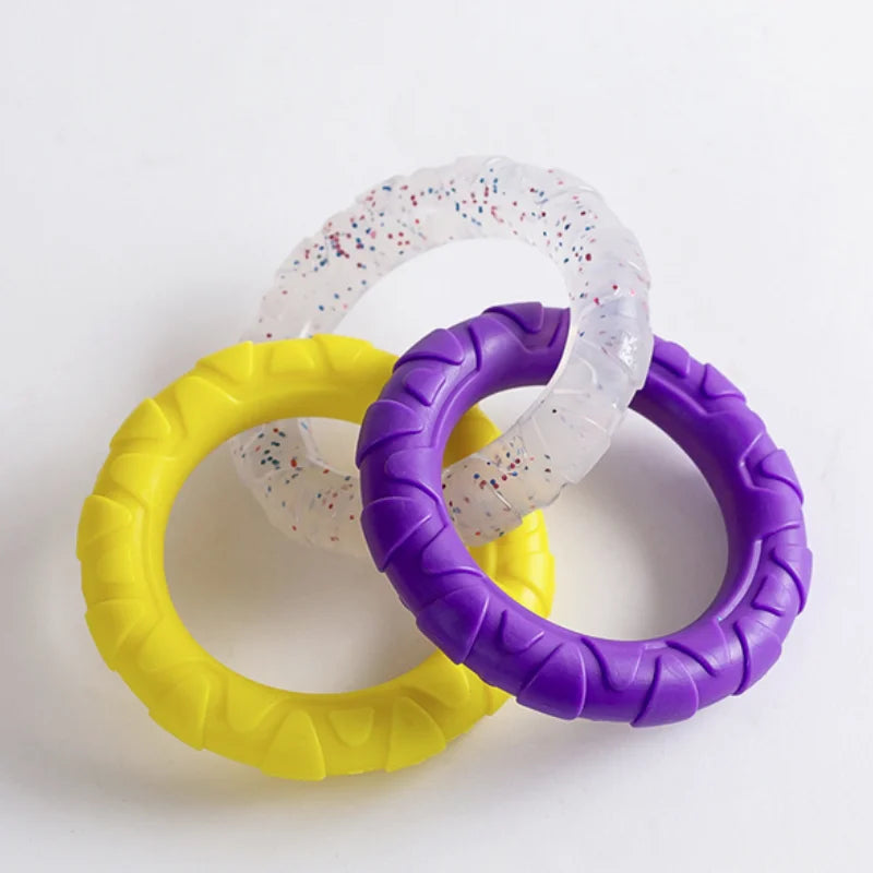 Robustes Kau Spielzeug für Hunde mit 3 Ringen, zahnfreundlich