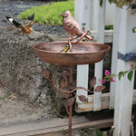 Eleganter Vogelbad mit dekorativem Metallstachel – Antik Kupfer-Design