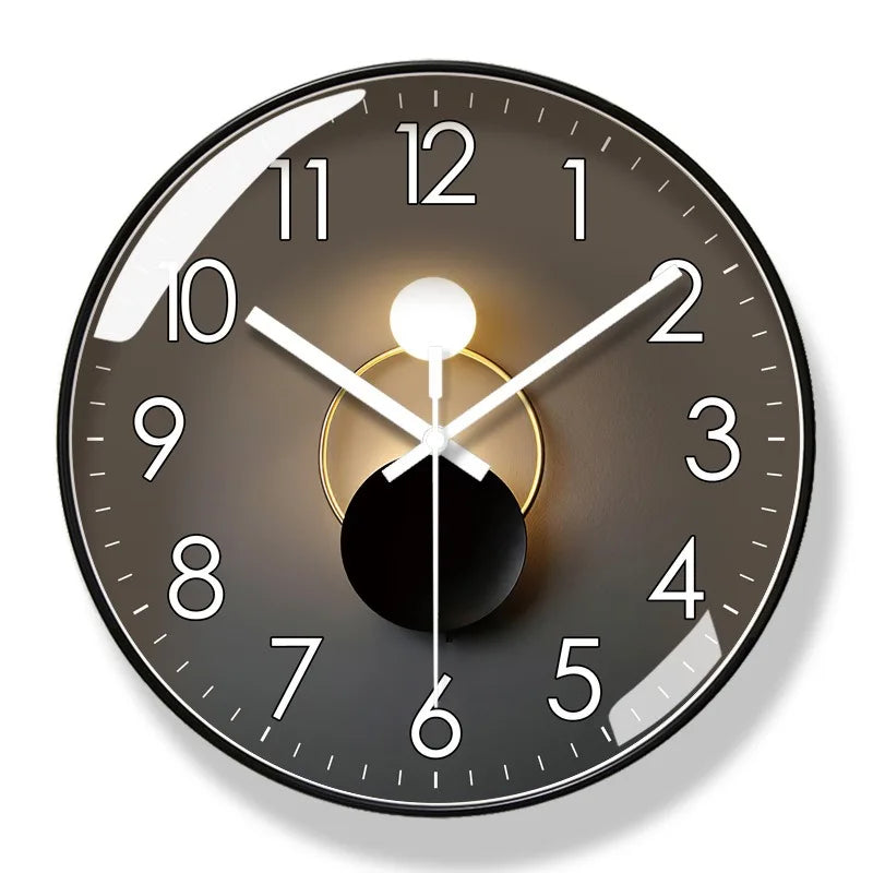 Stille Eleganz: Moderne Wanduhr für Ihr Zuhause