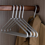 Stylish Metal Clothes Hangers for Elegant Storage (5 pieces)
