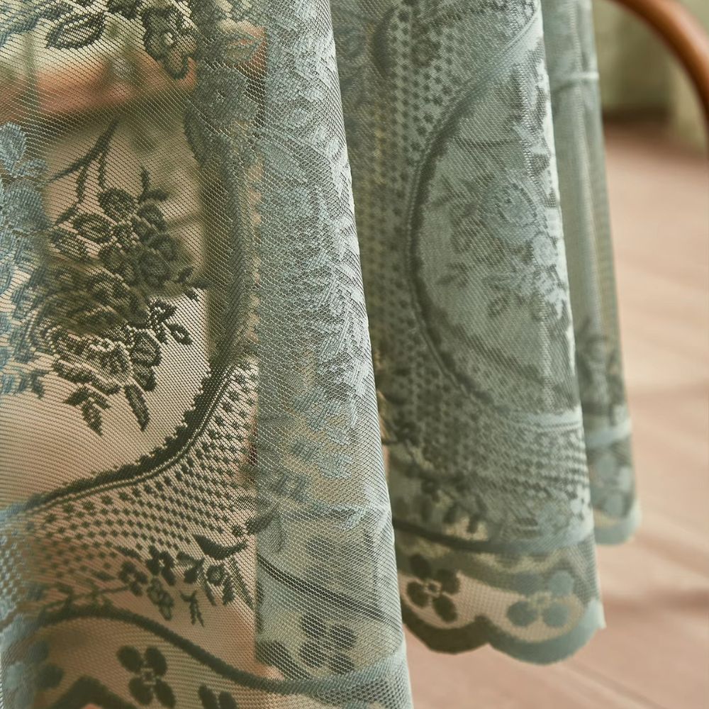 Elegante Runde Tischdecke aus Transparenter Spitze mit Blumenmotiv