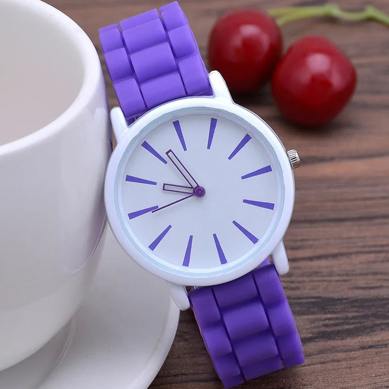 SleekTime - Minimalist Spectrum Clock for Every Occasion