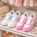 Leichte Sneakers mit atmungsaktivem Obermaterial und Komfortsohle