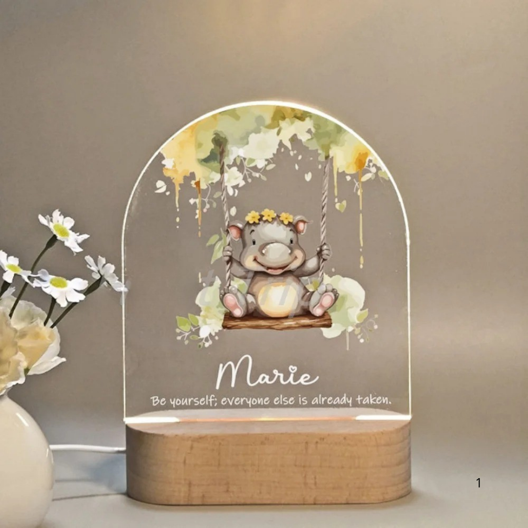 Persönliche Nachtlampe mit Namen – Sanfte warme LED-Beleuchtung für Kinder