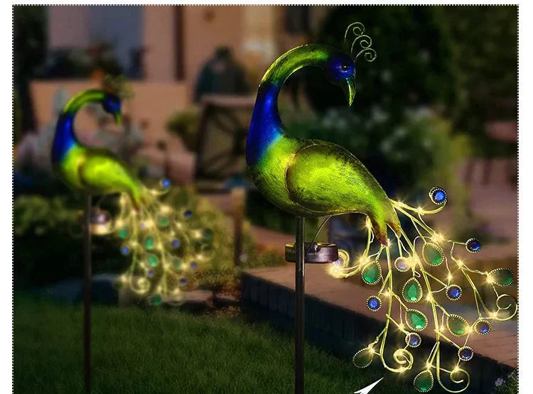 Elegante Solar-Gartenleuchte mit Pfauendesign – Automatisch und Wetterfest