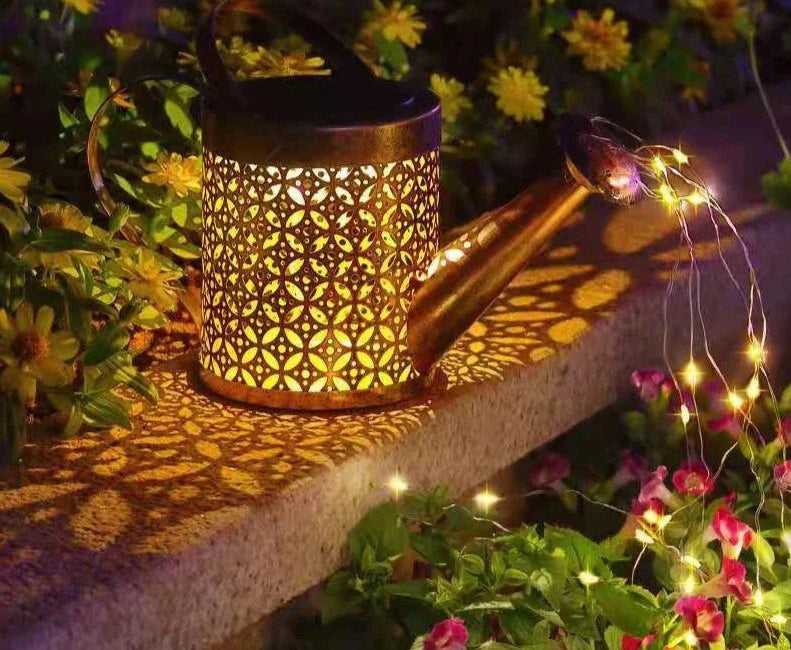 Elegante Solar-Gartenleuchte mit Pfauendesign – Automatisch und Wetterfest