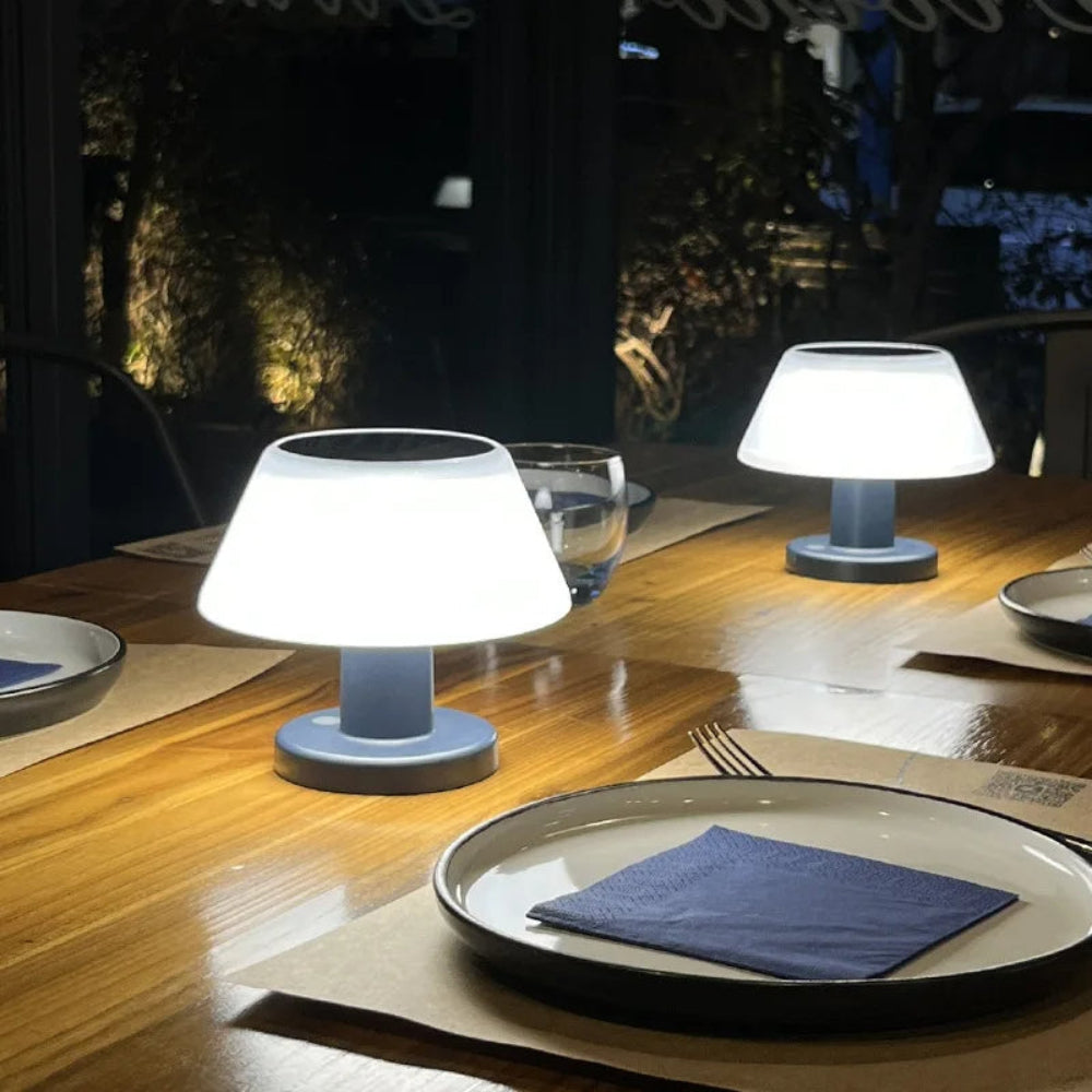 Moderne Solarbetriebene Tischlampe – USB-Wiederaufladbare Lichtquelle für Gemütliche Abende