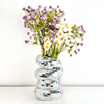 Spiegelkachel-Vase im Spiralmuster