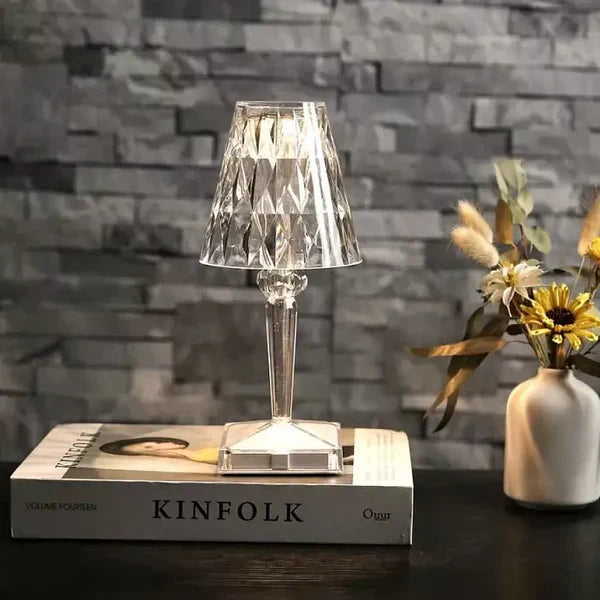 Elegant Crystal Table Lamp – Sparkling Light for Your Home