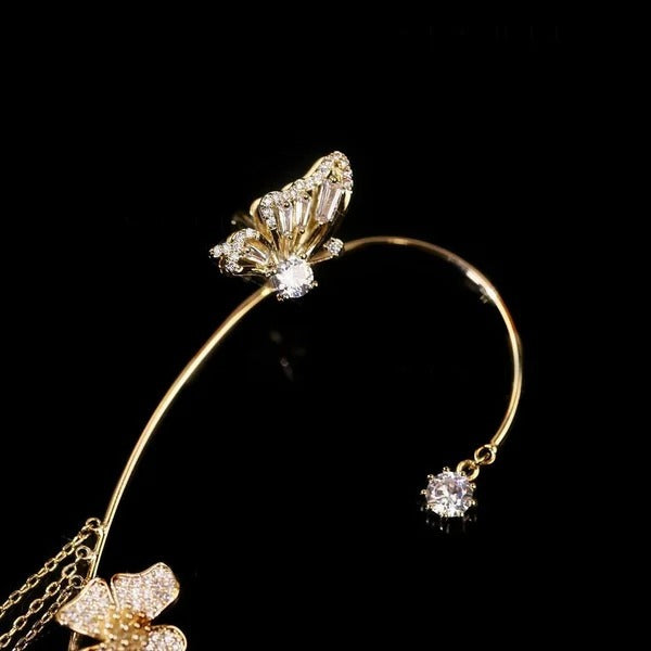 Funkelnde Ohrringe im Schmetterlingsdesign mit Zirkonia