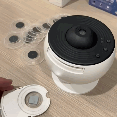 Himmelszauber Projektor™ — Verwandeln Sie Ihr Zimmer in eine entspannende Sternenlandschaft
