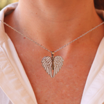 Herzschmuck | Engelsherz Halskette – Elegante Gravur in Gold oder Silber