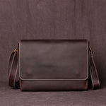 Elegant Men's Leather Messenger Bag