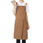 Elegant skirt apron with practical pockets and adjustable straps