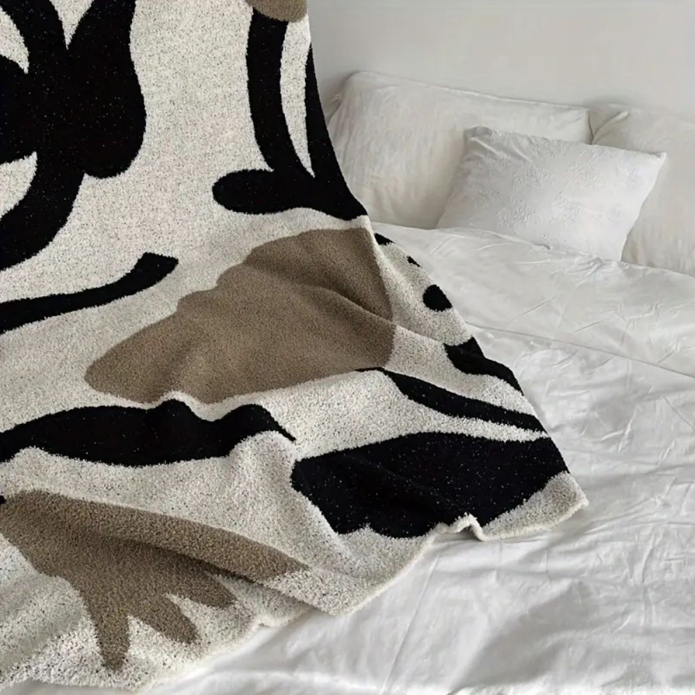 Cozy Throw Blanket for All Seasons with a Soft Texture