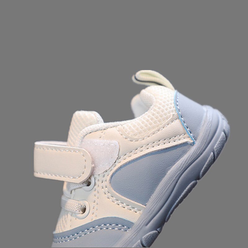 Schuhe für Babys im Barfuß-Stil