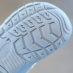 Schuhe für Babys im Barfuß-Stil