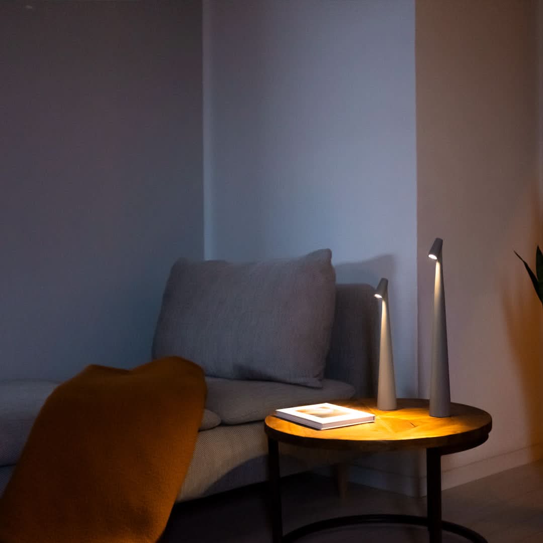 Stilvolle Tischlampe | Kabelloses LED-Design | 3-stufige Touch-Dimmung