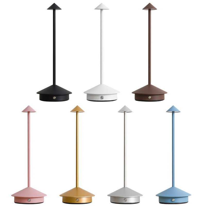 Elegante Tischlampe | Kabellose Freiheit | Touch-Dimmer, USB-Ladefunktion