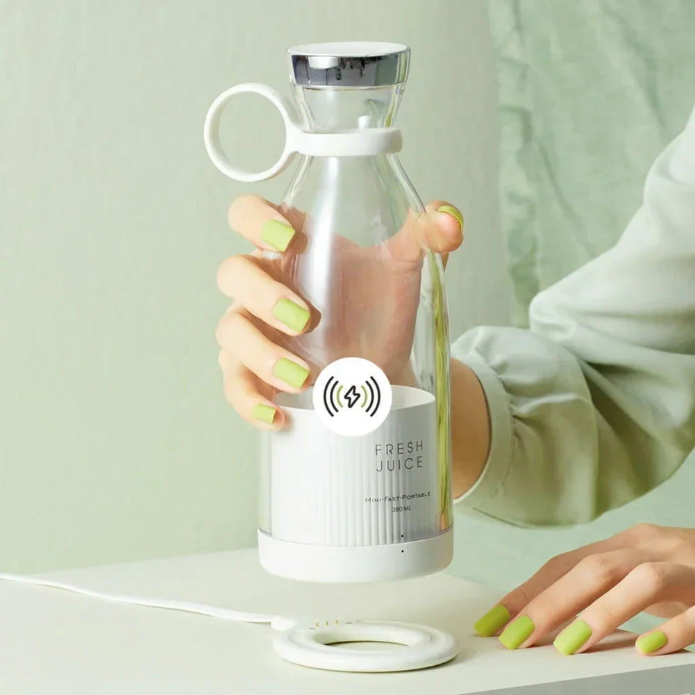 Tragbarer Mini-Mixer | USB Smoothie-Maker für Unterwegs | Kabelloser Entsafter für Smoothies & Shakes | MixMeister