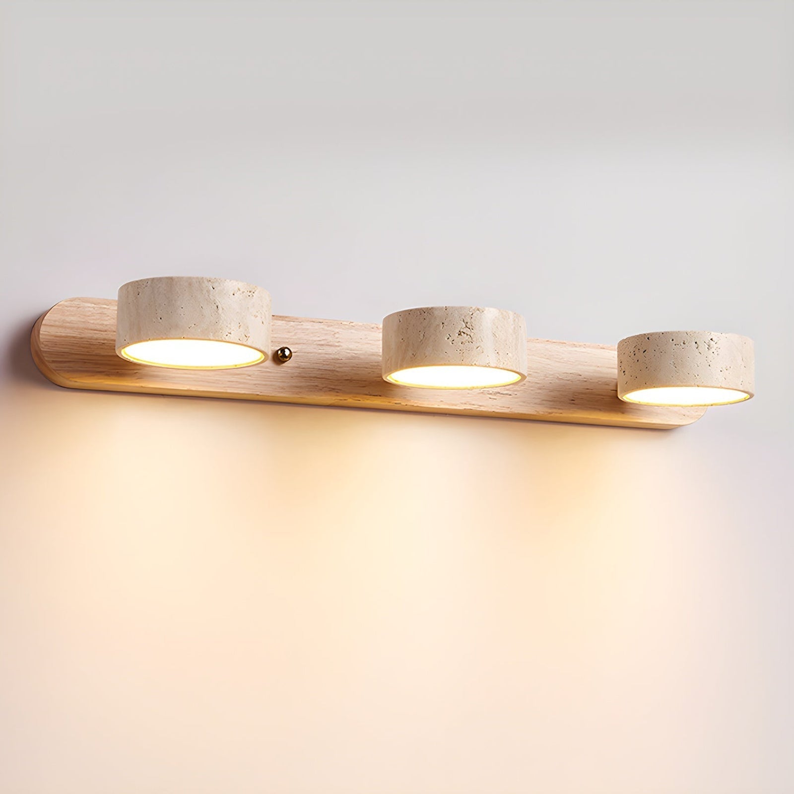 Elegante Wandlampe aus Travertin und Holz mit LED-Beleuchtung