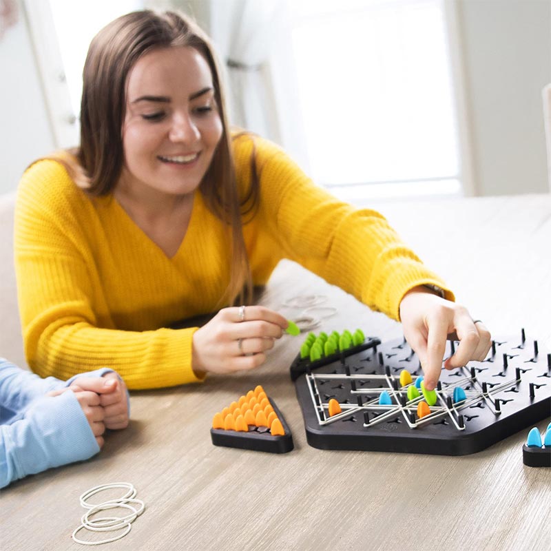 TriPlay - Das lehrreiche Dreieck-Kettenspiel für Kinder