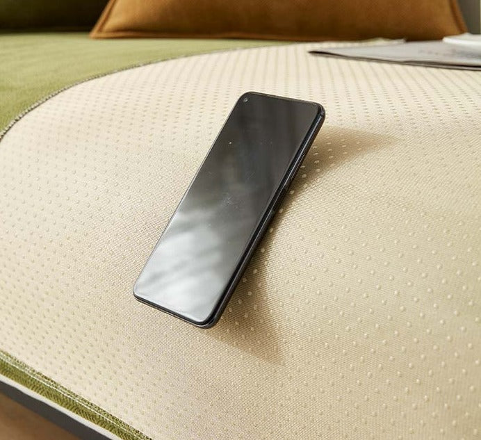 SofaGuard - Elegant Cover for Pet-Friendly Homes