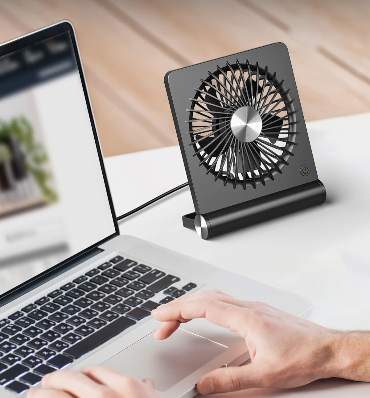 Ultraleichter Tischventilator – Leise und kompakt für optimale Kühlung