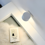 Wiederaufladbare Wandlampe mit 360° Drehung