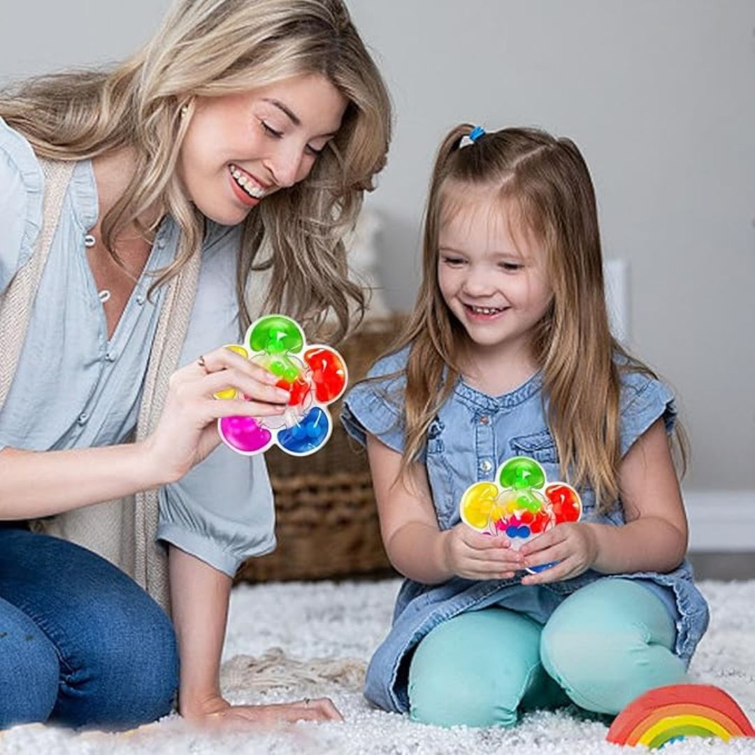 Farben Sortierspiel für Kinder mit sensorischen Elementen