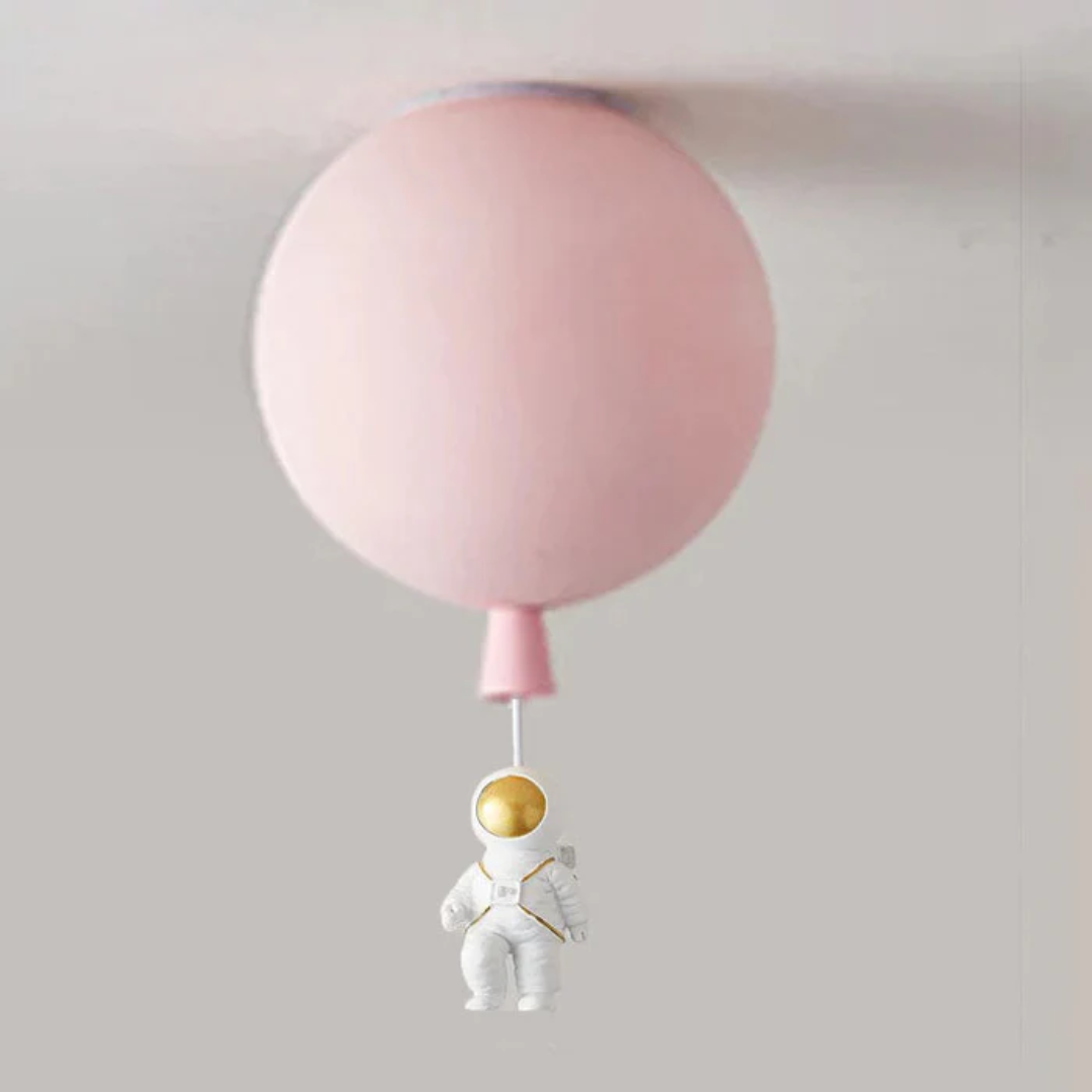 Kinderzimmer Deckenleuchte mit LED im Mond- und Astronauten-Design